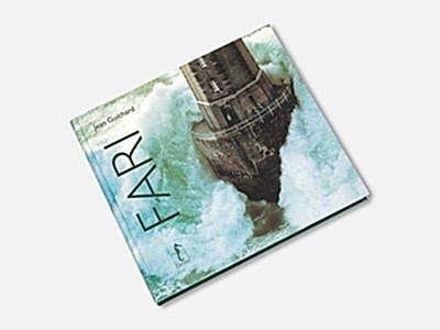 Sert Kapaklı Kitap