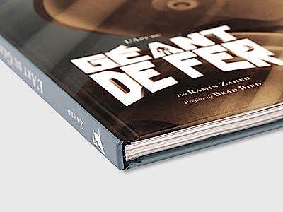 Sert Kapaklı Kitap